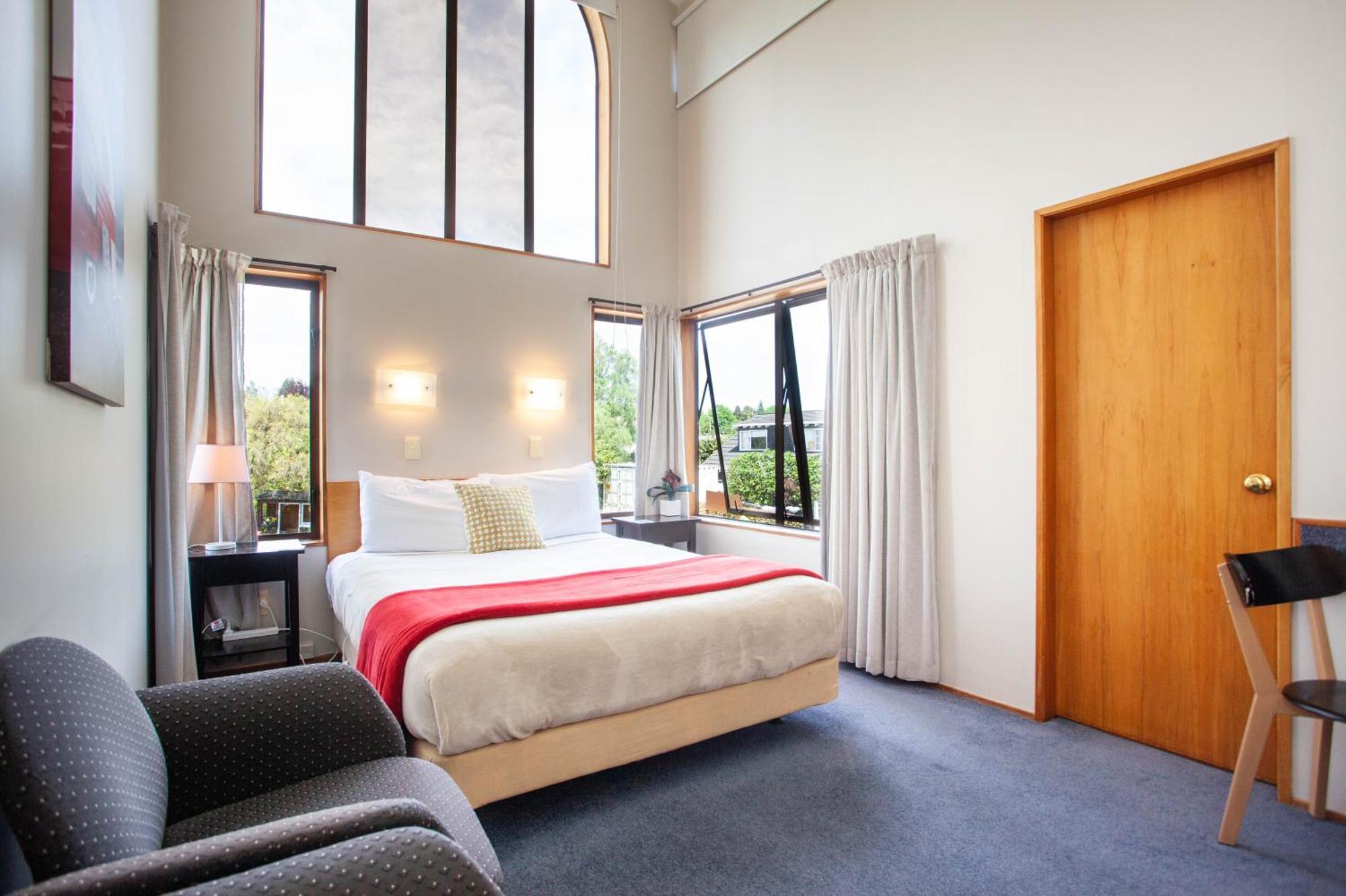 Cascades Lakefront Motel Taupo Rom bilde A room at the hotel
